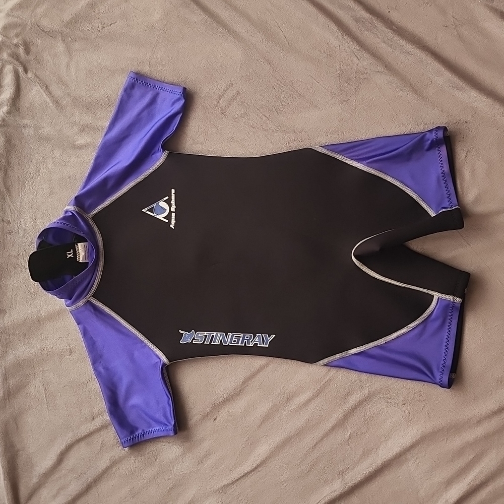 Stingray aqua sphere youth size extra large wetsuit